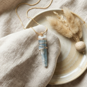 Aquamarin Herzkristall Kette
